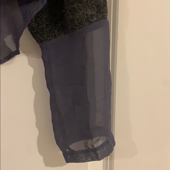 LF chiffon back v neck jumper in charcoal!!!🔥🔥 - Picture 4 of 5